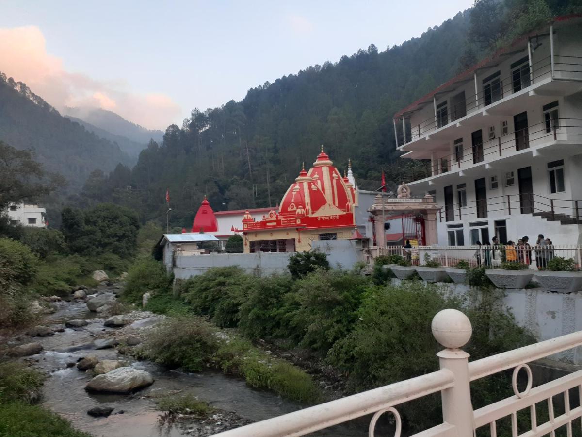 Hotel Goludev Valley View Nainital Ngoại thất bức ảnh