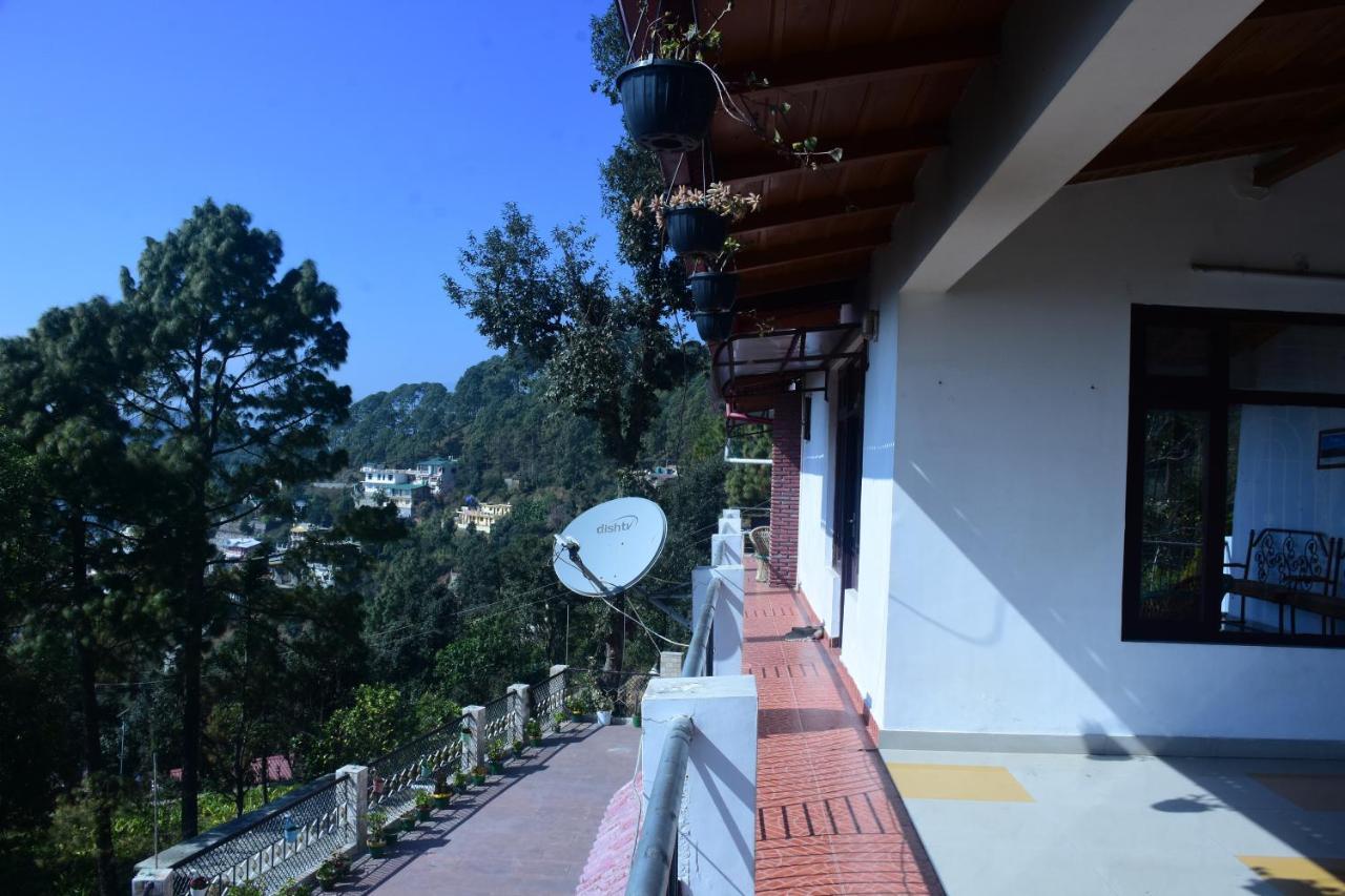Hotel Goludev Valley View Nainital Ngoại thất bức ảnh
